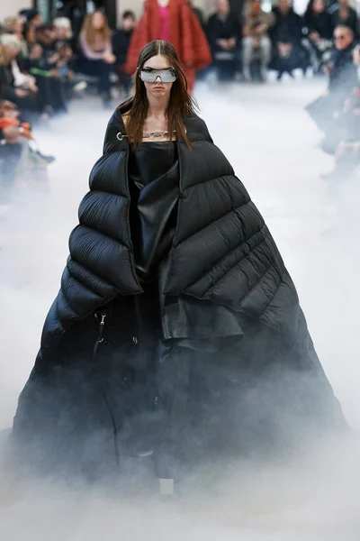 Look 33